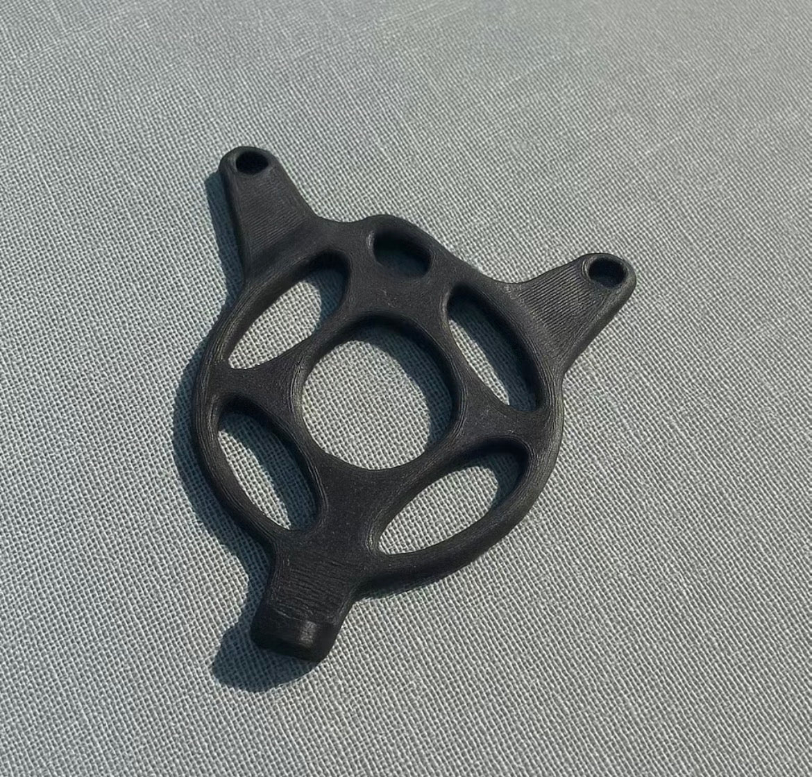 Tuttio Motor Cover
