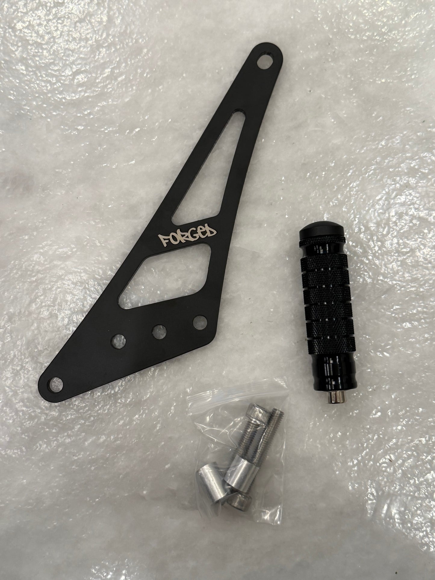 Ultra Bee Footlock