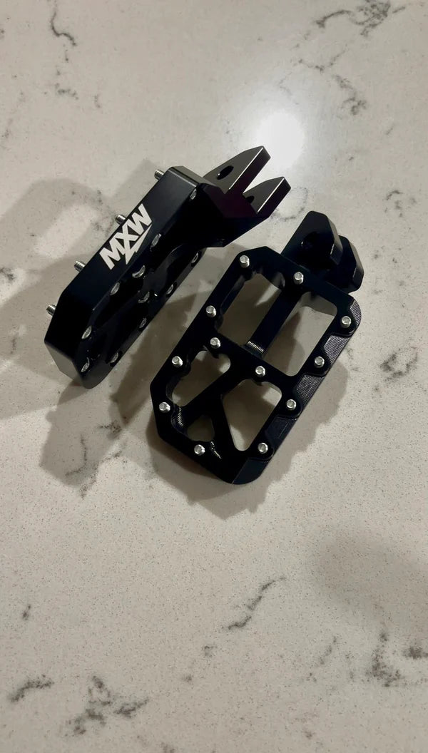 Black Moto Pegs